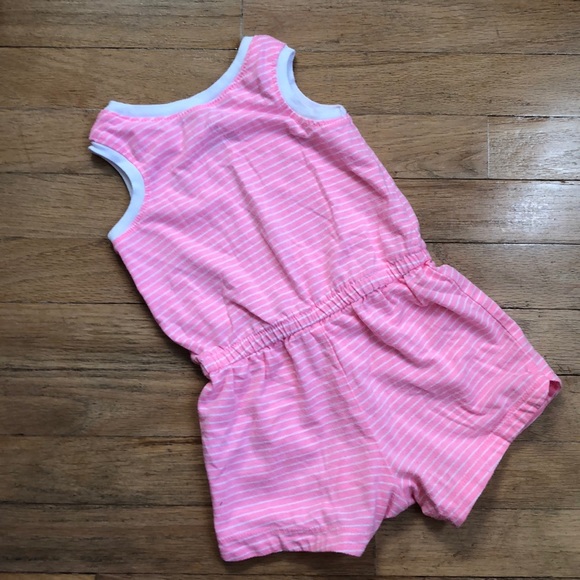 Carter’s One piece bright pink romper - Picture 3 of 4